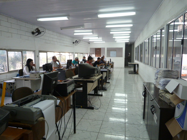 ESCRITORIO dentro do Galpao 288 p alugar